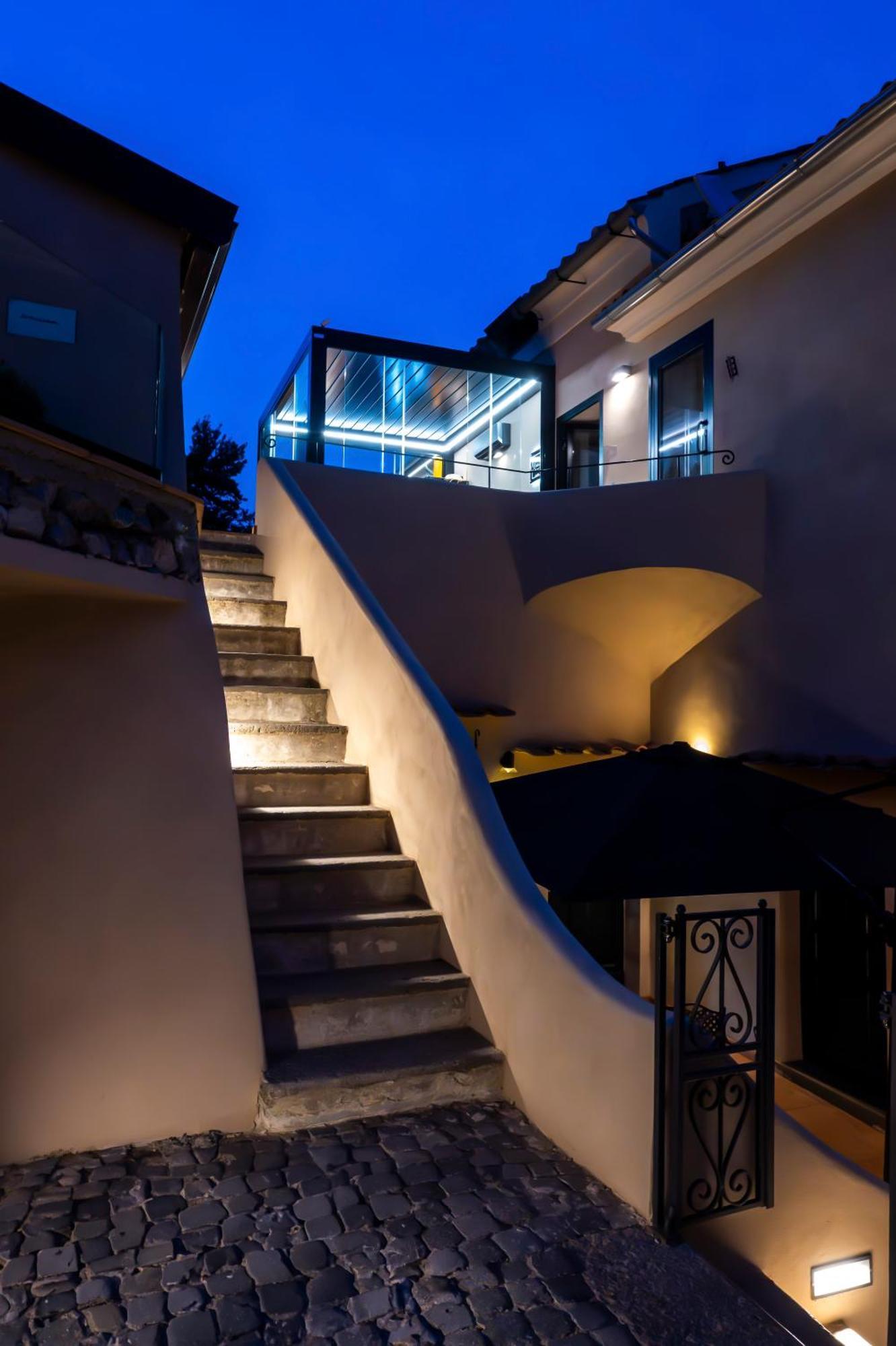 Kemi Luxury Suites Vietri sul Mare Exterior photo