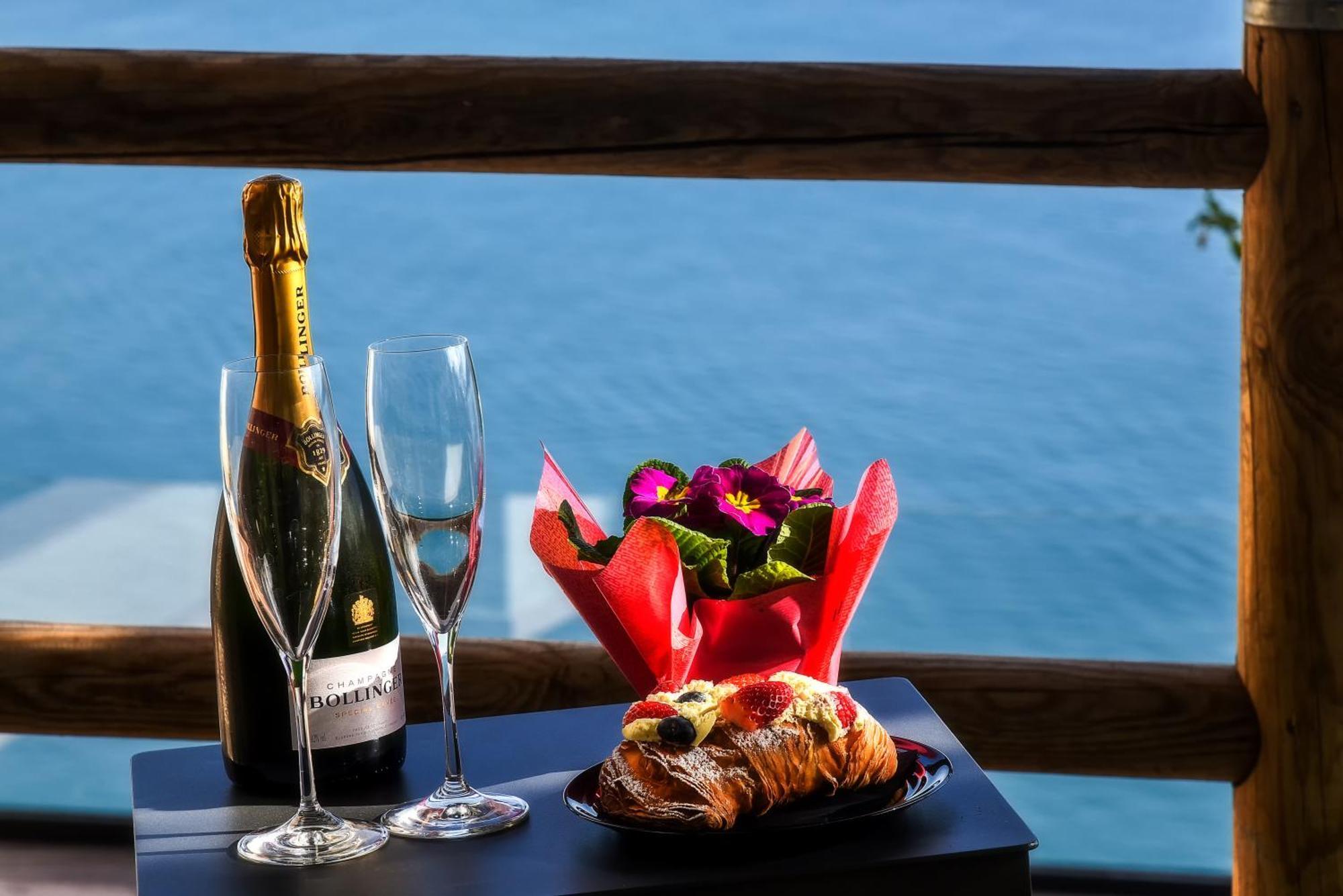 Kemi Luxury Suites Vietri sul Mare Exterior photo